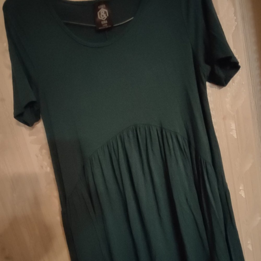 Agnes and Dora women's top